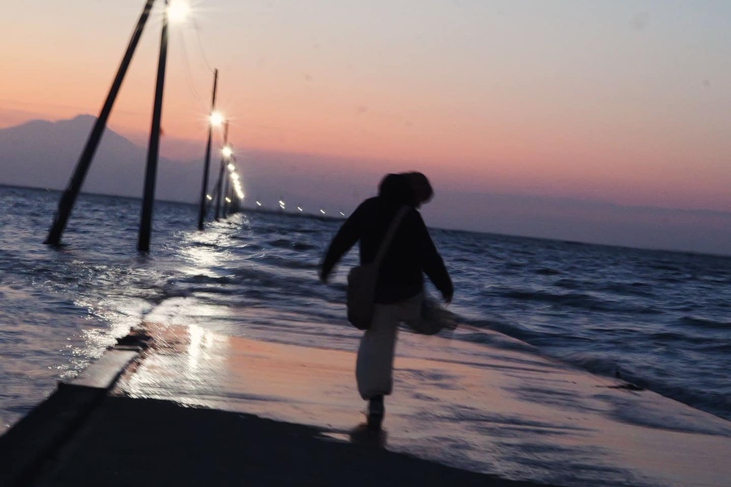 長部田海床路